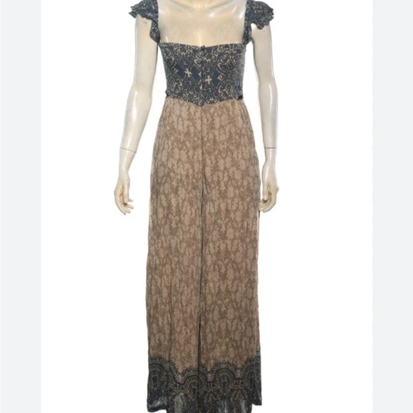 FREE PEOPLE  Wide Leg Jumpsuit S Festival Boho Pockets Cap Sleeve Button Front - Picture 1 of 13